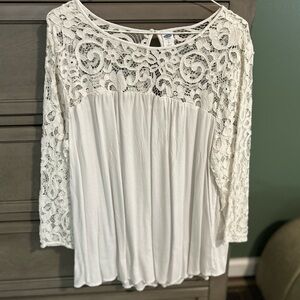 Elegant White Lace Women's Top